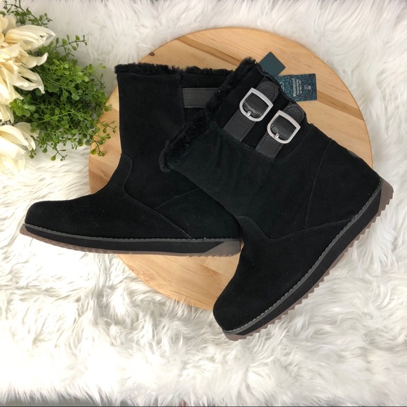 Emu Shoes - NWT Emu Australia sz 8 leather sheepskin lined 👢
